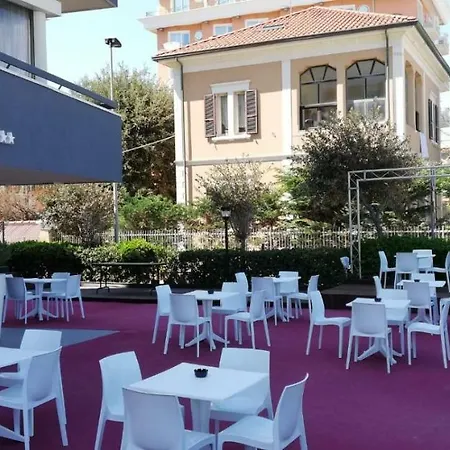 Tyc 3* Viserbella di Rimini