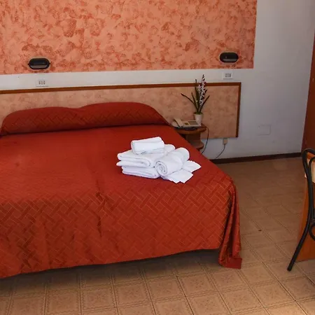 Tyc Hotel 3*